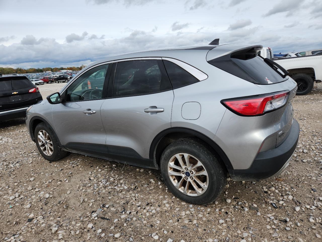 2022 Ford Escape Se - Фото 2