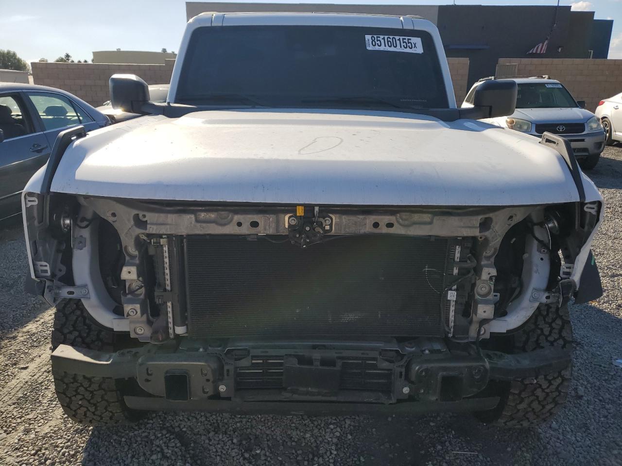 2024 Ford Bronco Black Diamond - Image 5