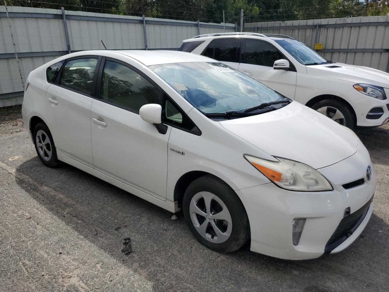 2012 Toyota Prius - Фото 4