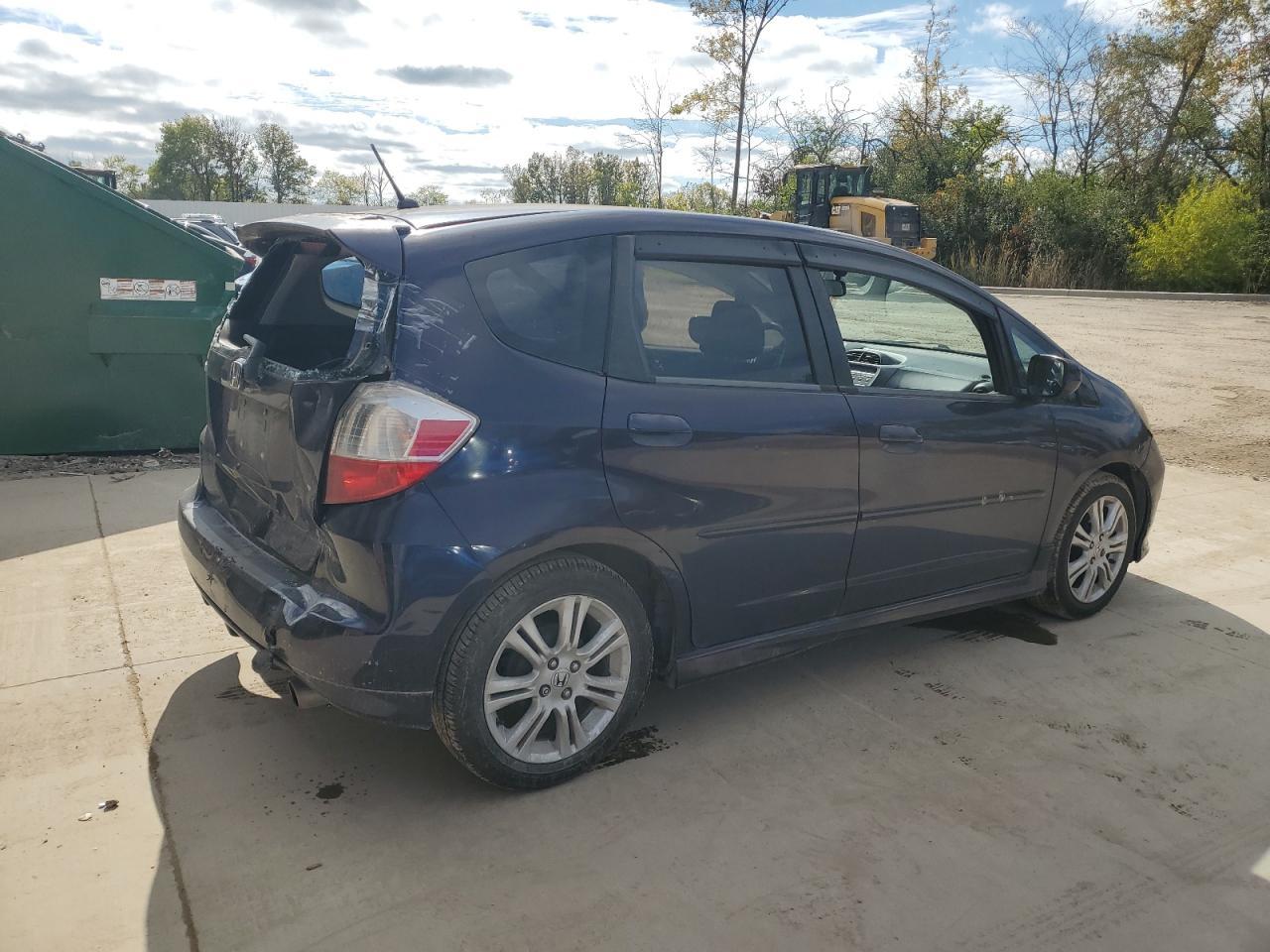 2010 Honda Fit Sport - Image 3