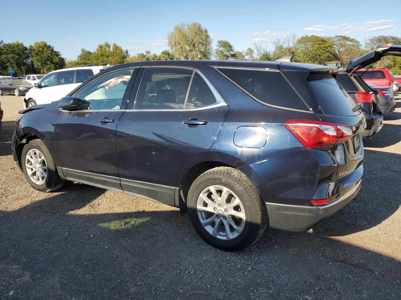 2020 Chevrolet Equinox Lt - Фото 2