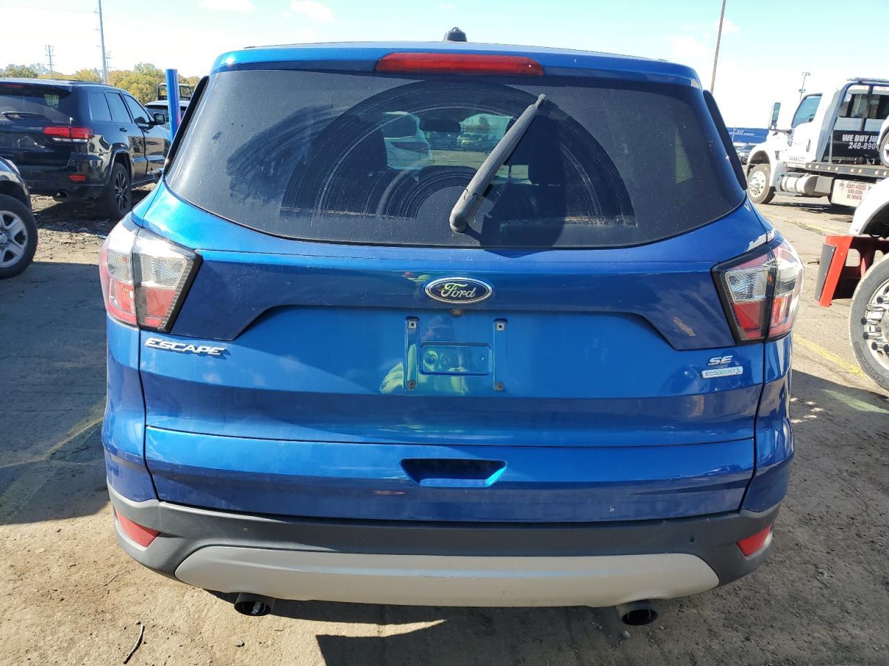 2017 Ford Escape Se - Image 6
