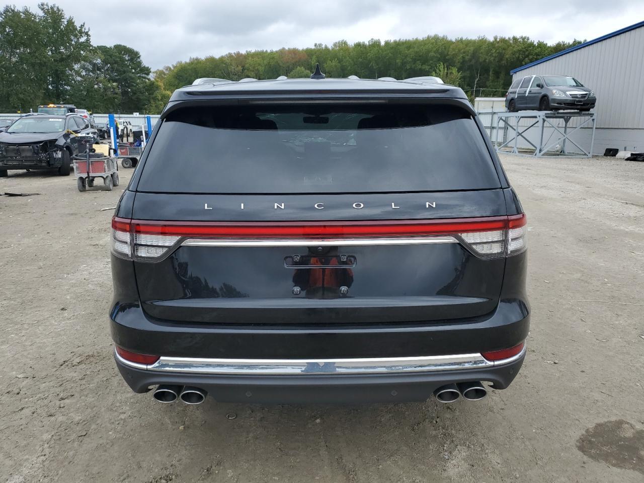 2024 Lincoln Aviator - Image 6