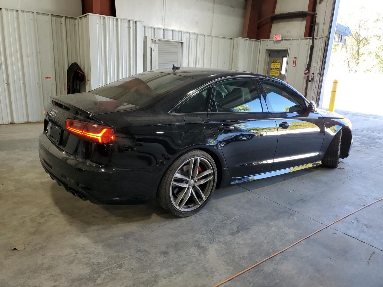 2018 Audi S6 Premium Plus - Фото 3