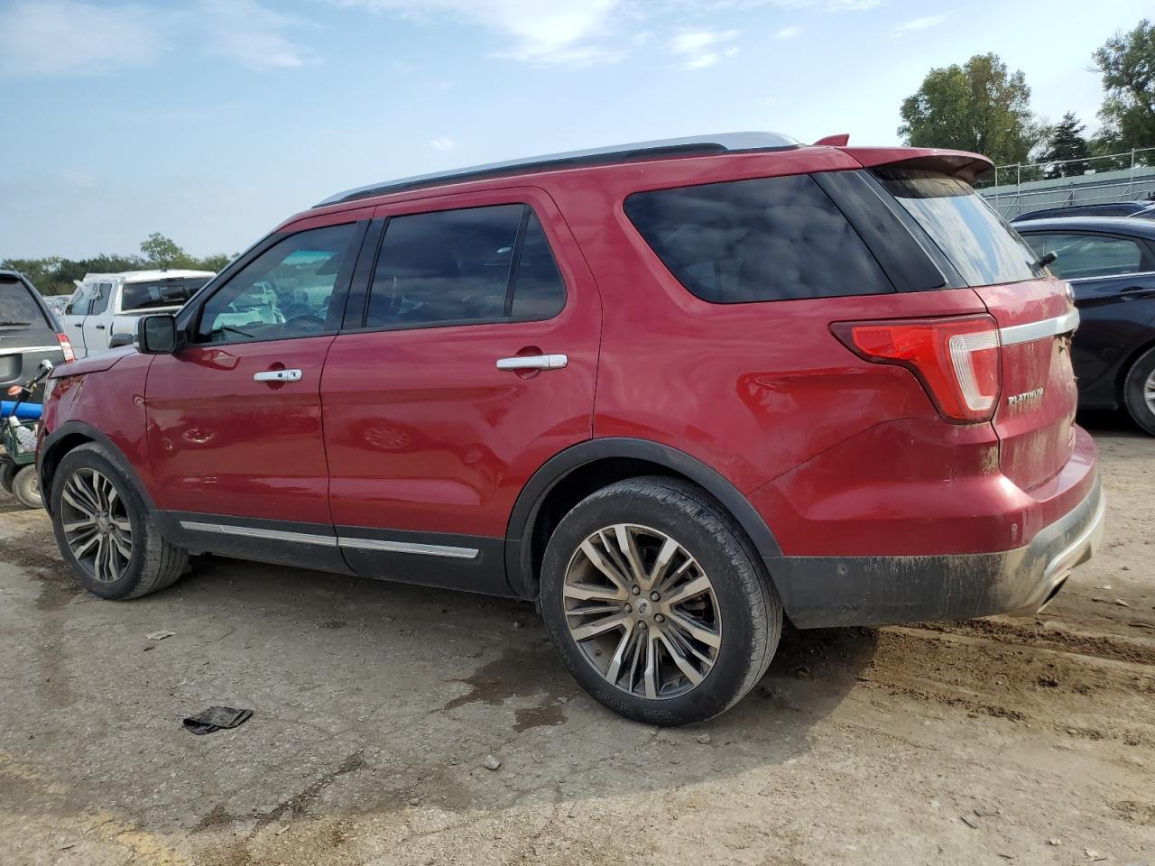 2016 Ford Explorer Platinum - Фото 2
