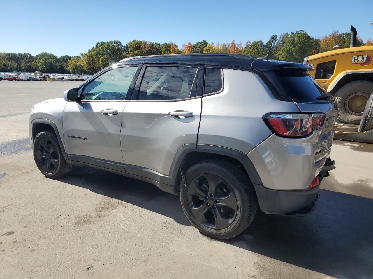 2019 Jeep Compass Latitude - Image 2