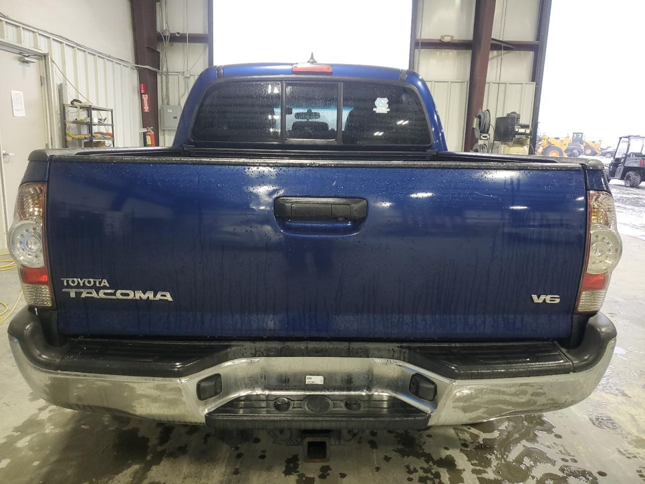 2015 Toyota Tacoma Double Cab - Image 6