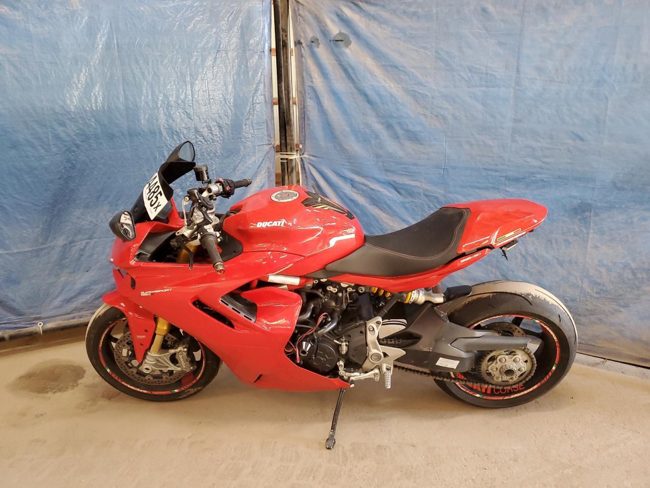 2021 Ducati Supersport - Фото 3