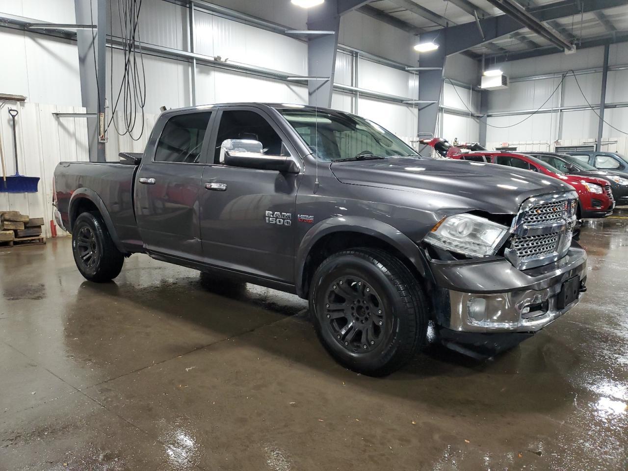 2016 Ram 1500 Laramie - Image 4
