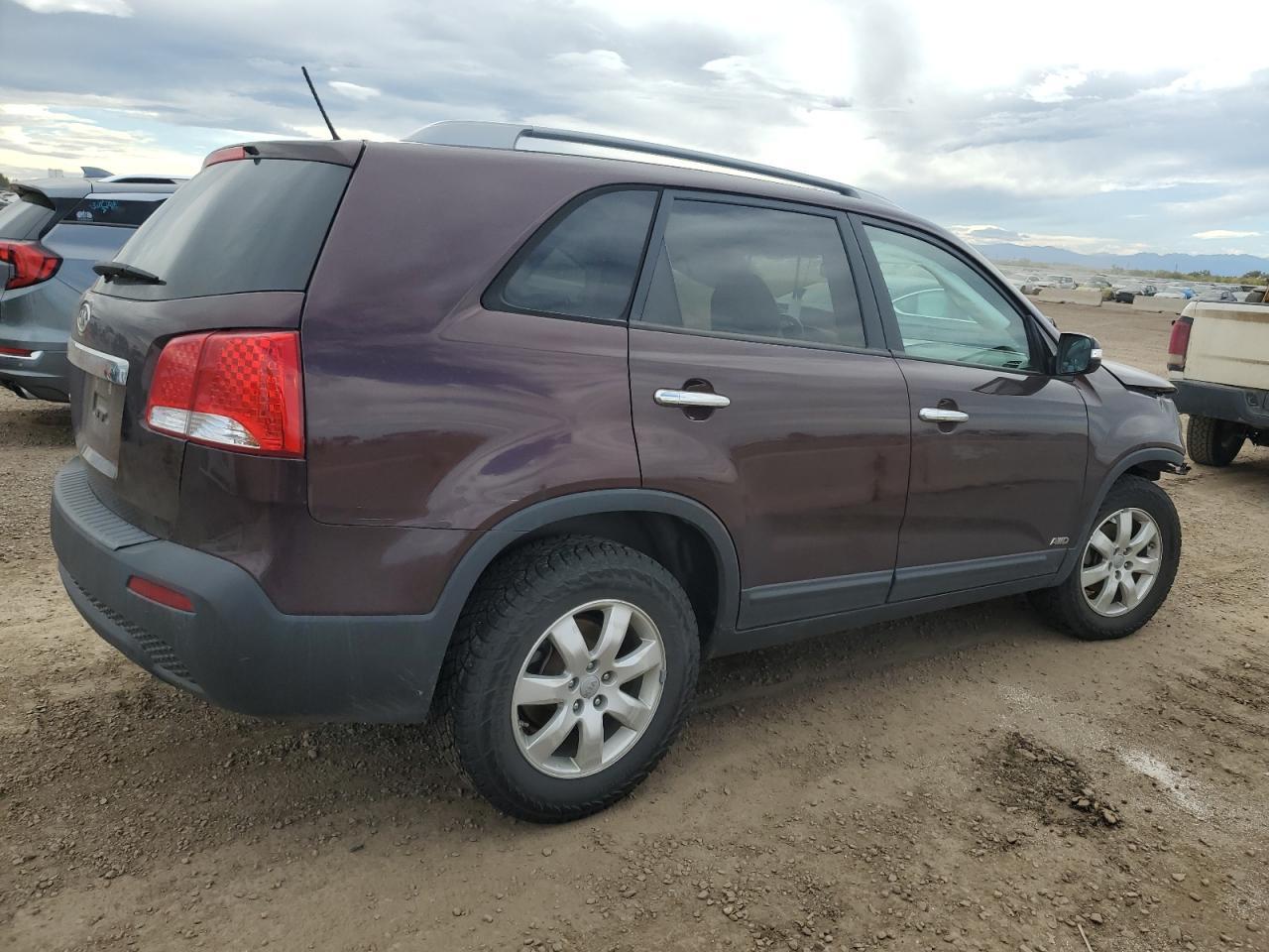 2012 Kia Sorento Base - Фото 3