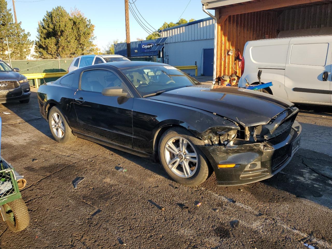2013 Ford Mustang - Фото 4