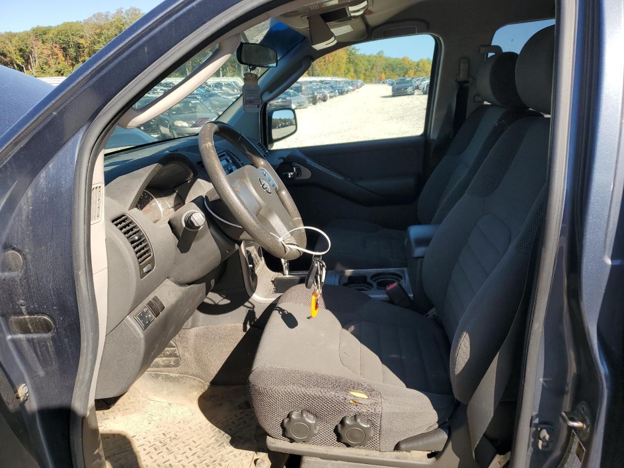 2008 Nissan Pathfinder S - Image 7