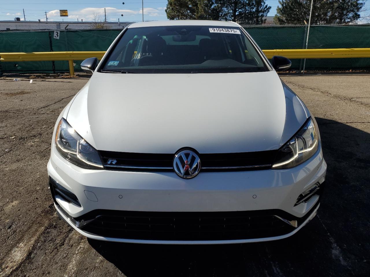 2019 Volkswagen Golf R - Фото 5