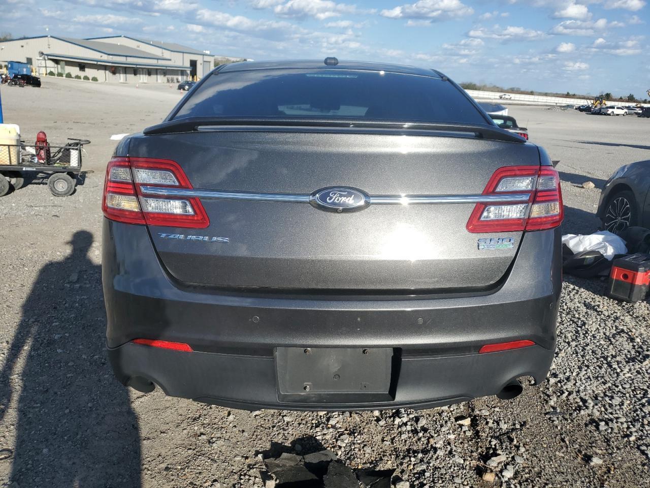 2016 Ford Taurus Sho - Image 6