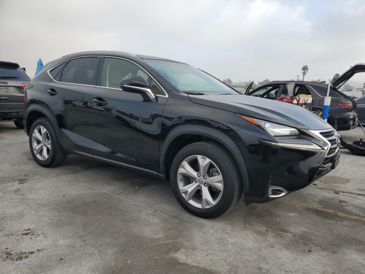 2017 Lexus Nx 200T Base - Фото 4