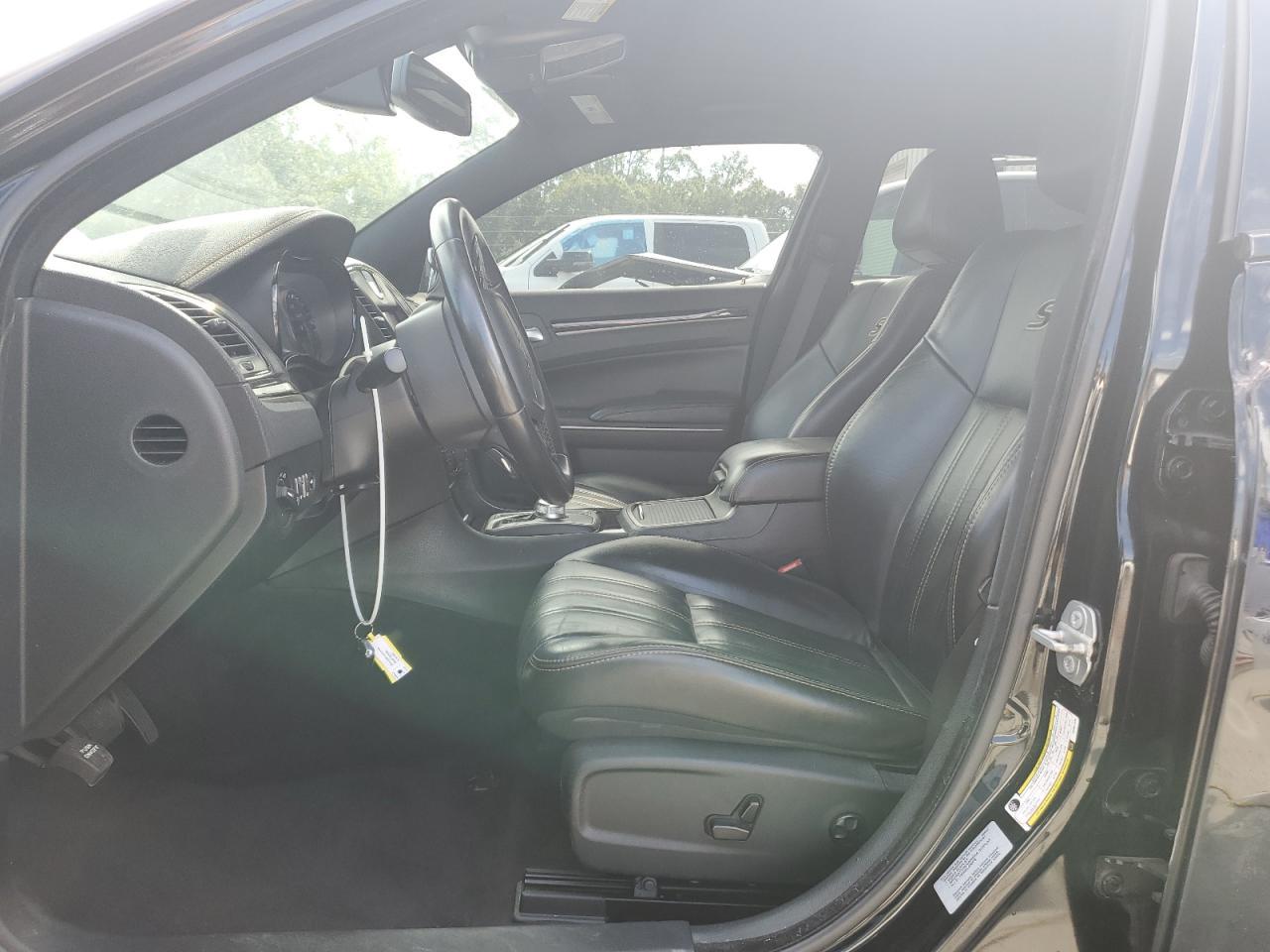 2017 Chrysler 300 S - Фото 7