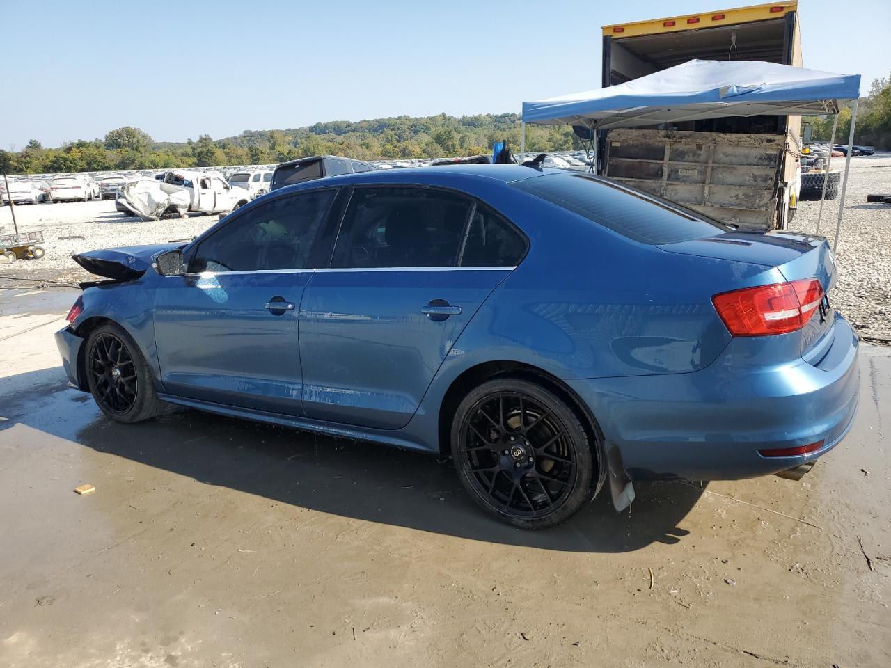 2015 Volkswagen Jetta Tdi - Image 2