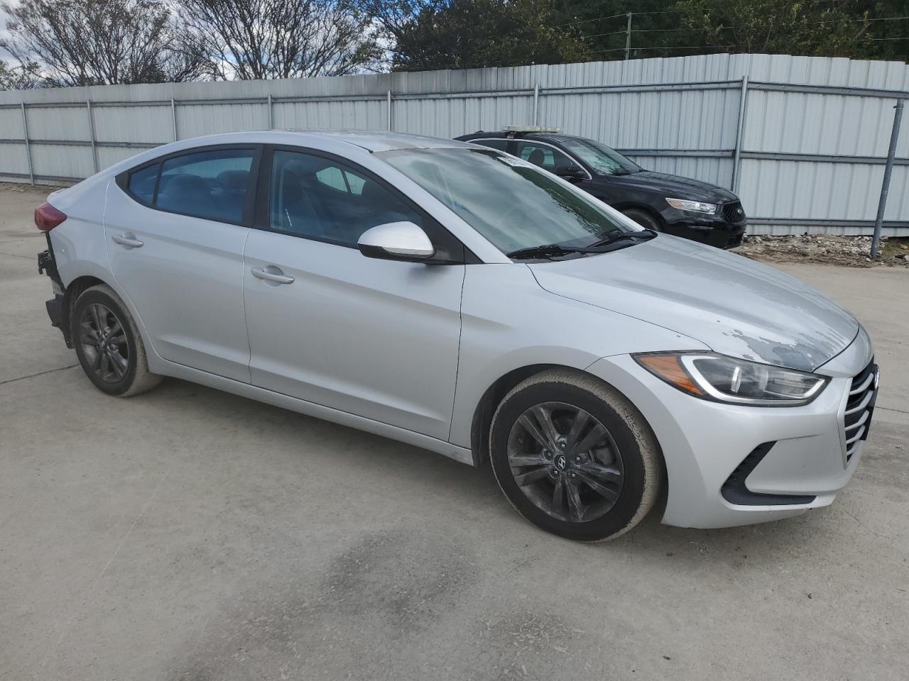 2018 Hyundai Elantra Sel - Фото 4