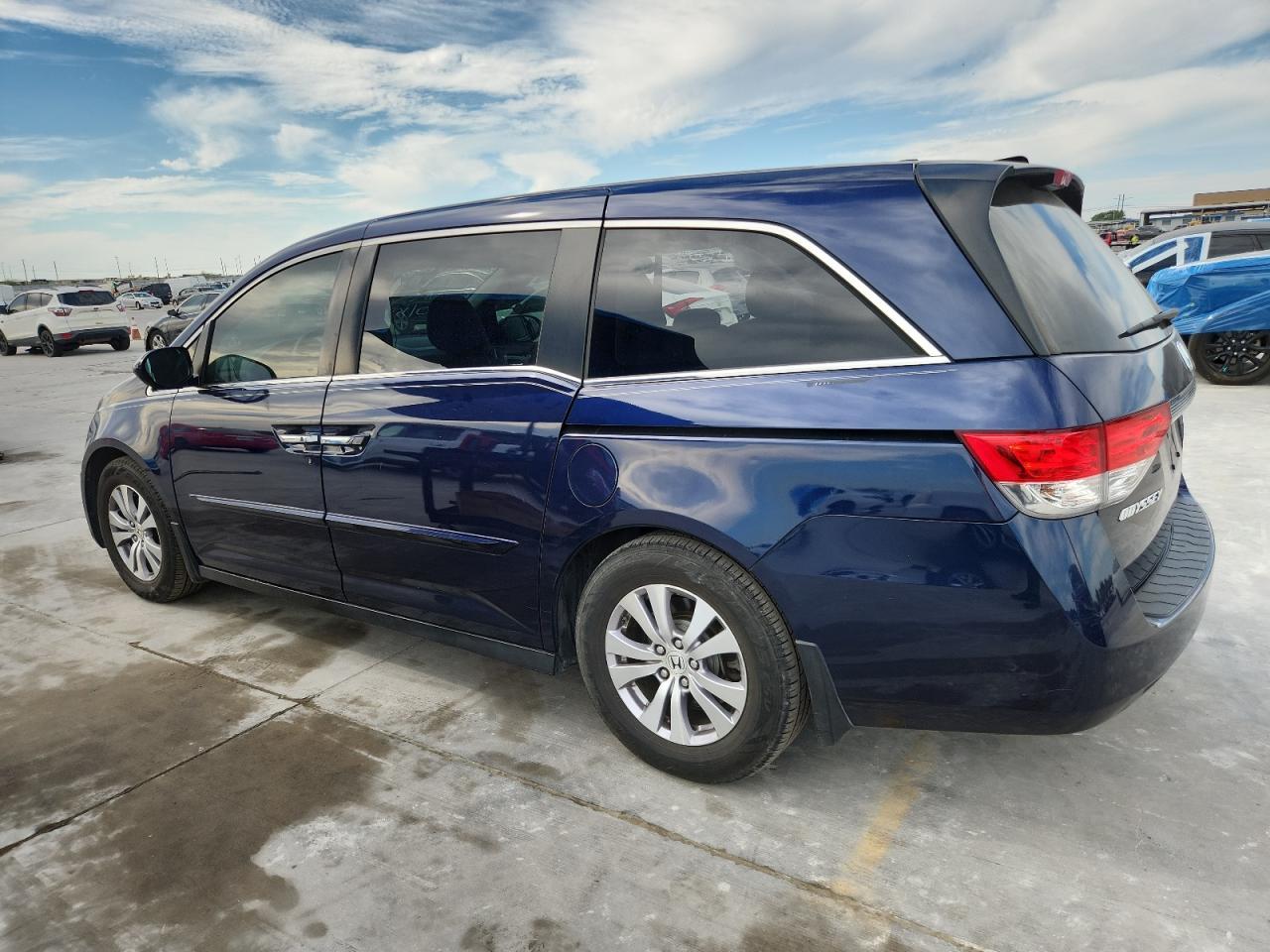 2016 Honda Odyssey Se - Фото 2