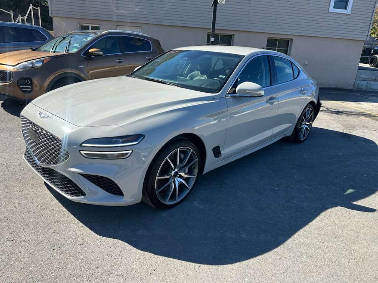 2025 Genesis G70 Base