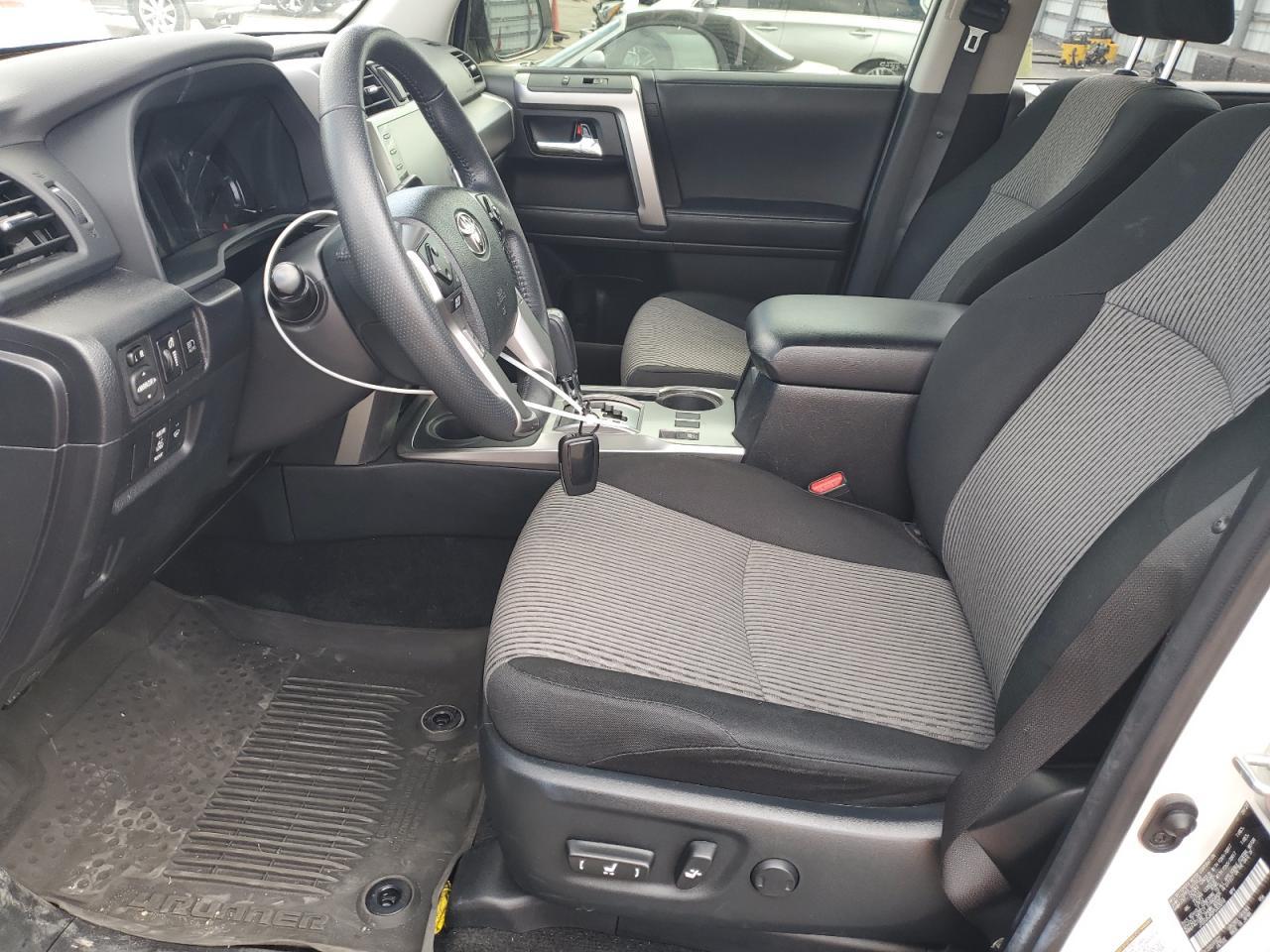 2023 Toyota 4Runner Sr5 - Image 7