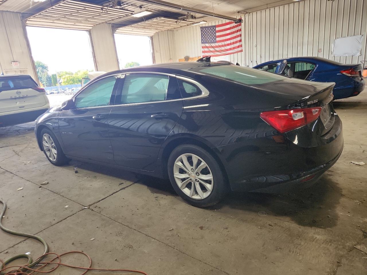 2025 Chevrolet Malibu Lt - Фото 2