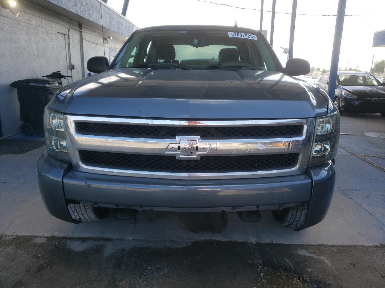 2008 Chevrolet Silverado C1500 - Image 5