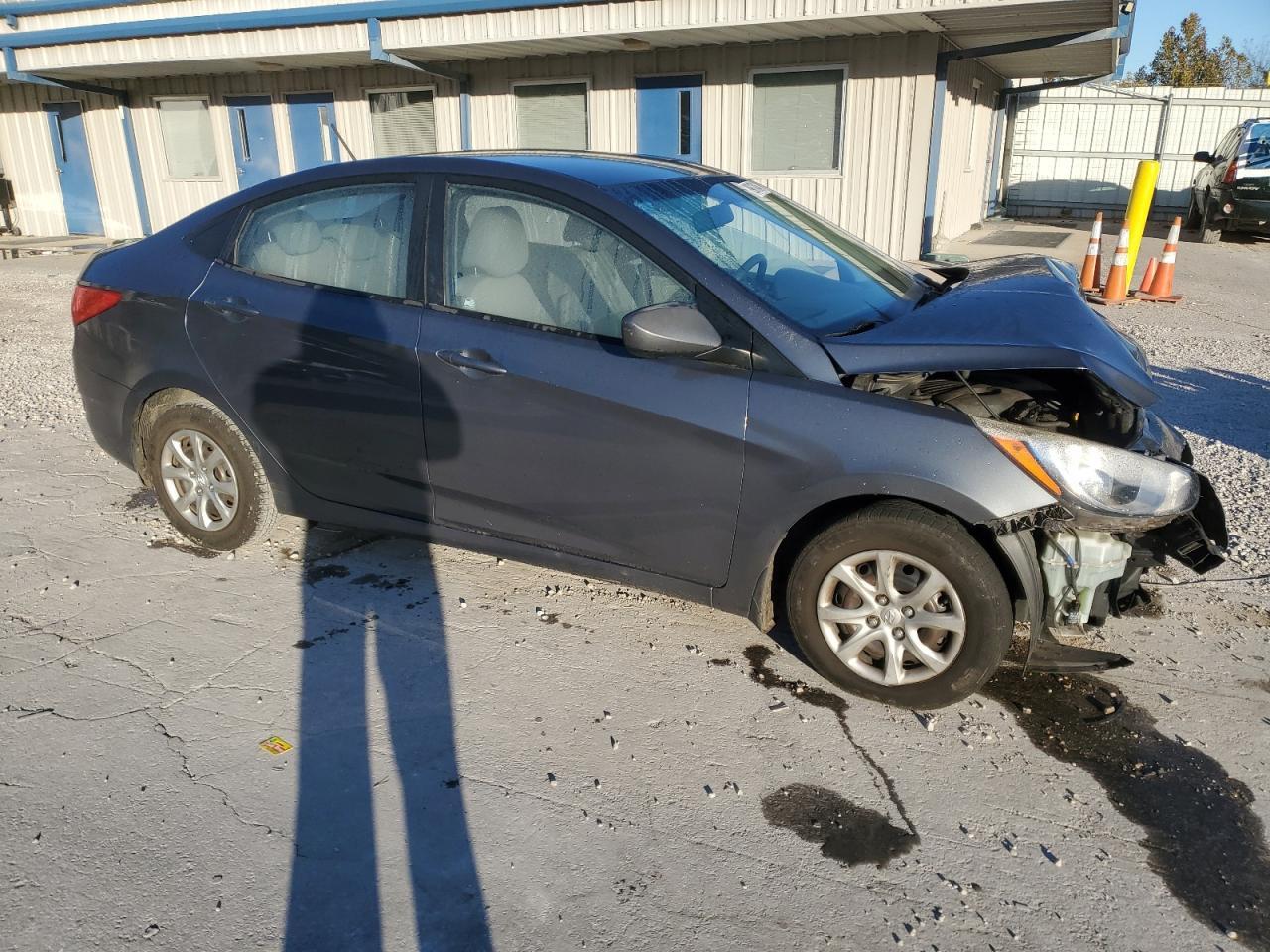2013 Hyundai Accent Gls - Image 4