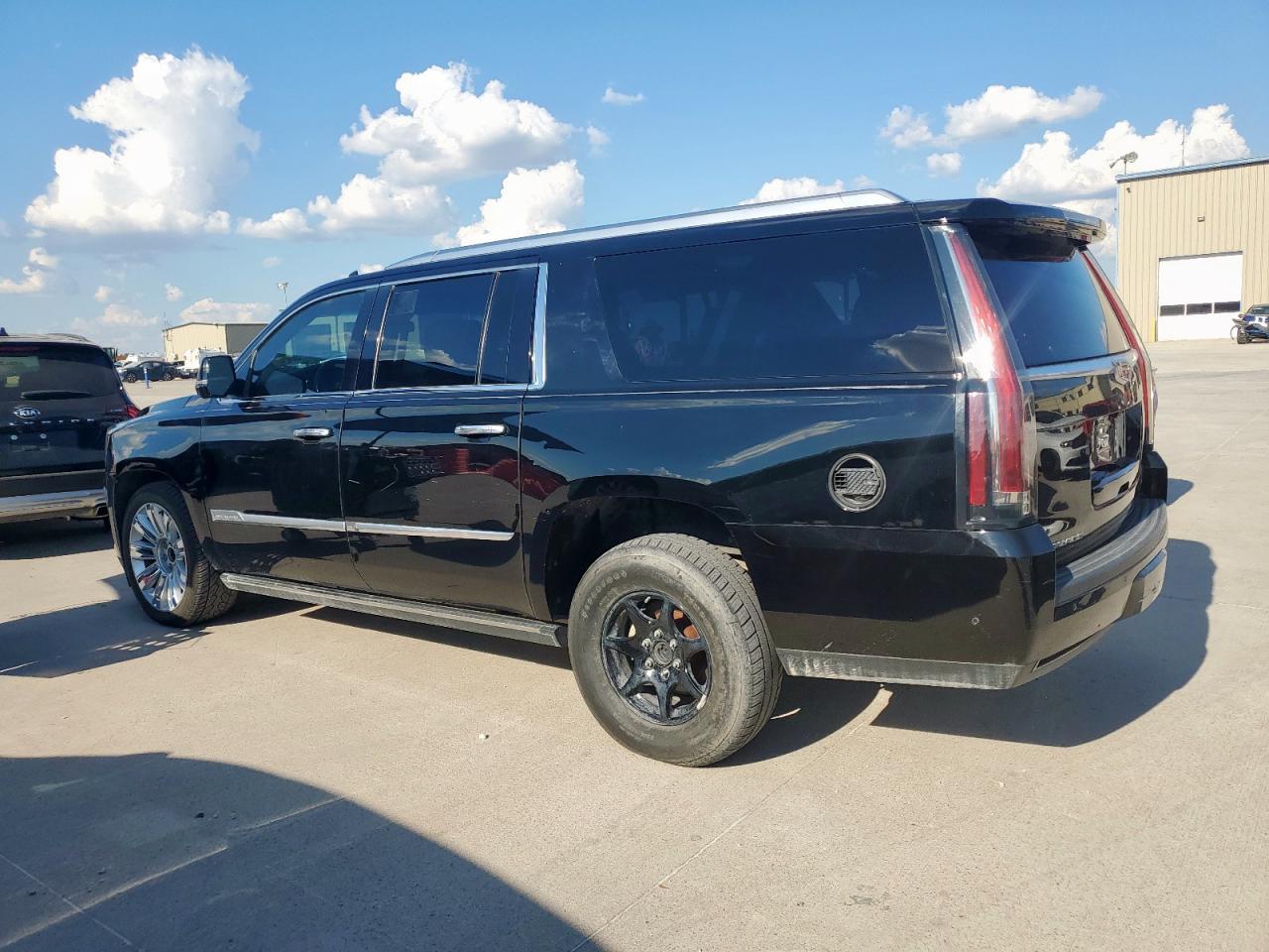 2019 Cadillac Escalade Esv Platinum - Фото 2