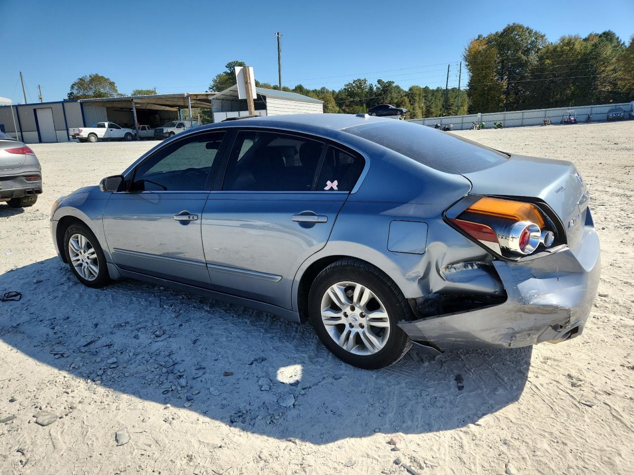 2010 Nissan Altima Base - Фото 2