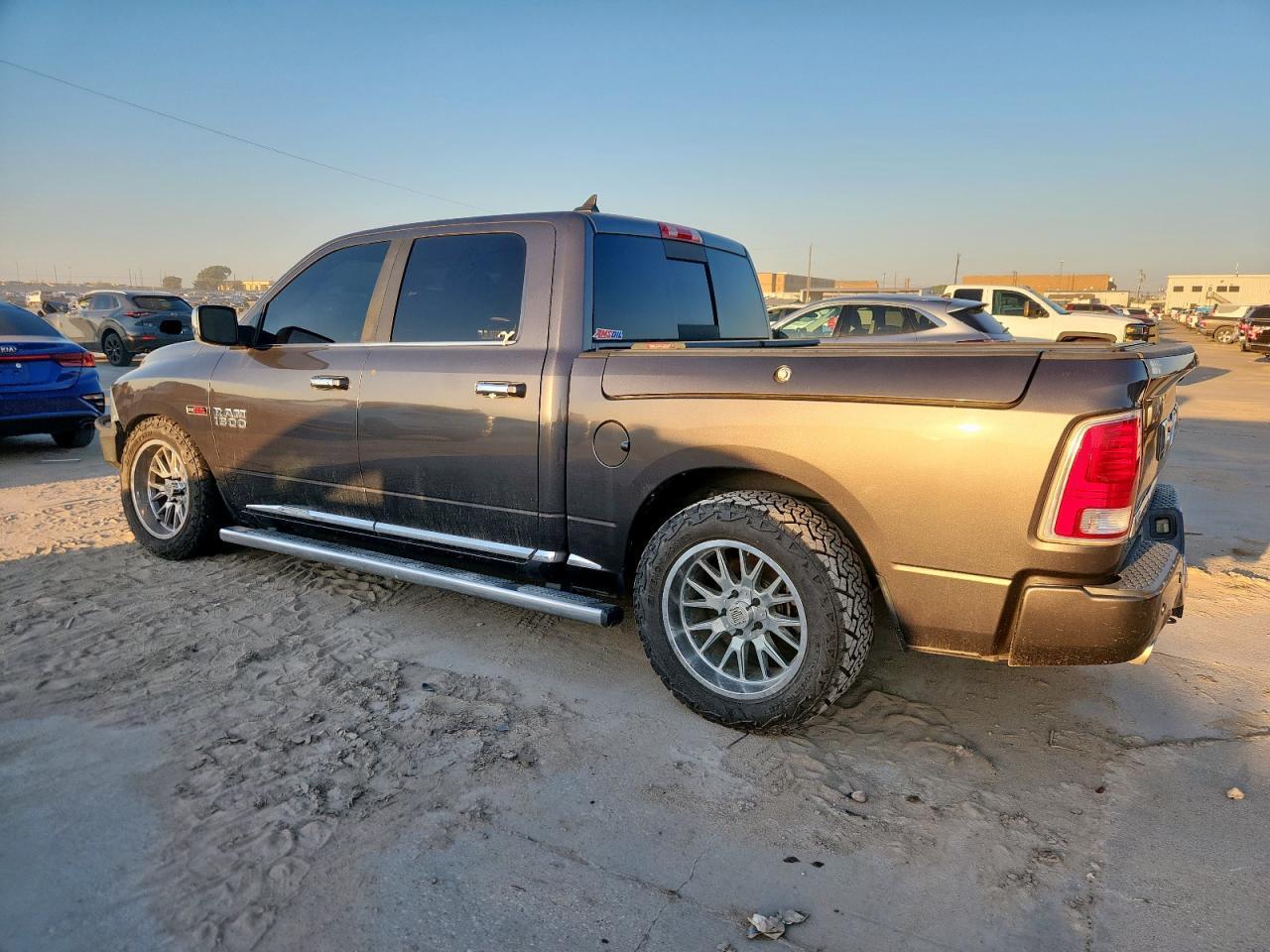 2016 Ram 1500 Longhorn - Фото 2