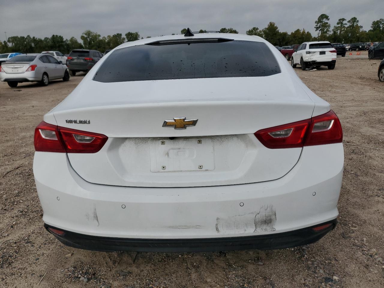 2022 Chevrolet Malibu Ls - Фото 6