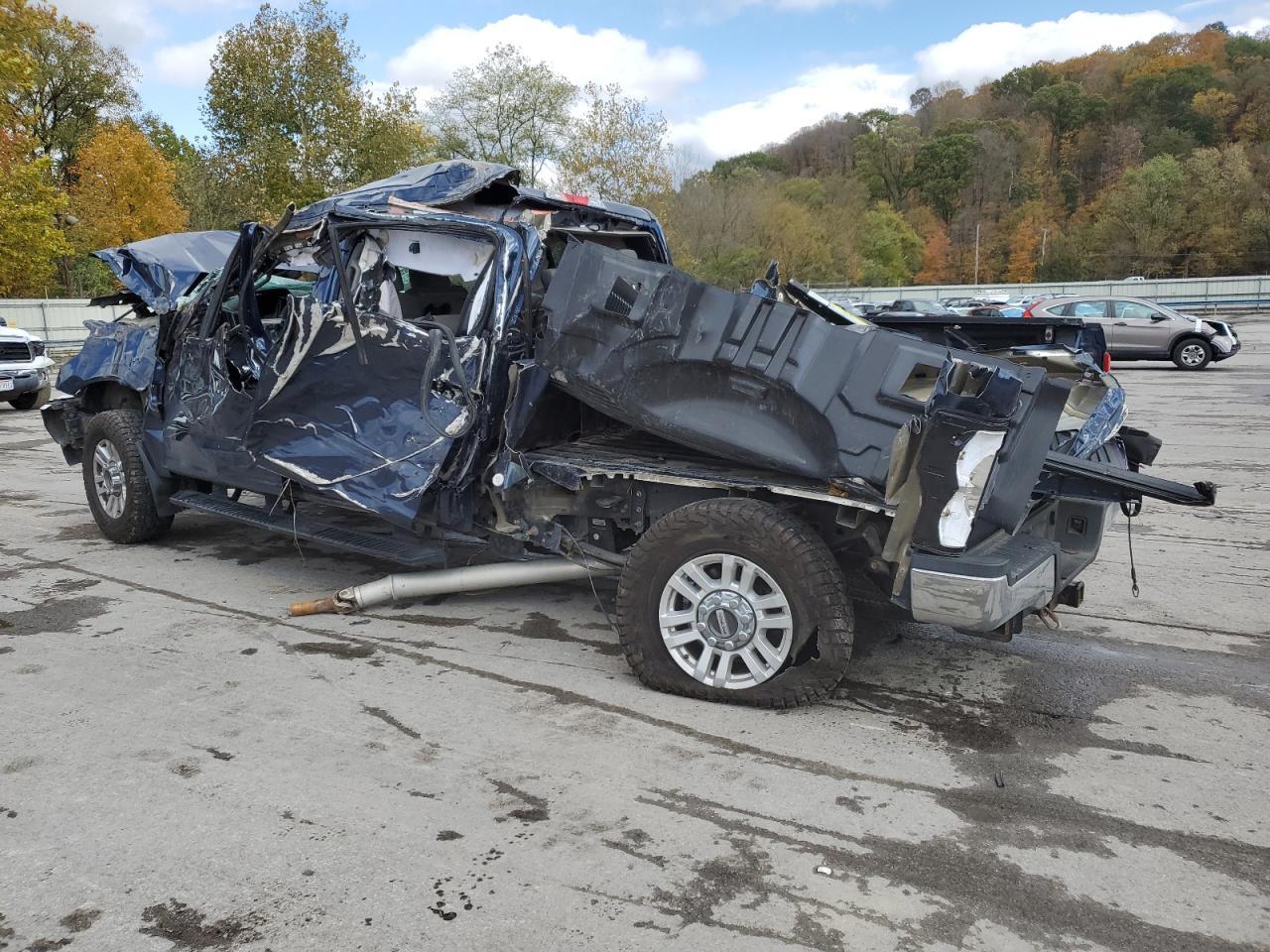 2019 Ford F250 Super Duty - Фото 2