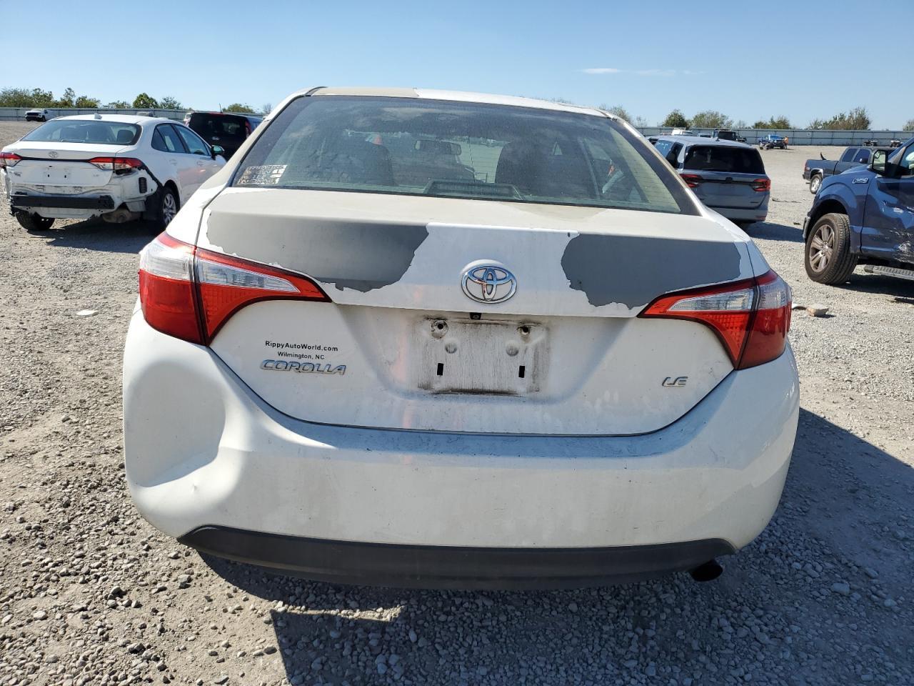 2014 Toyota Corolla L - Фото 6