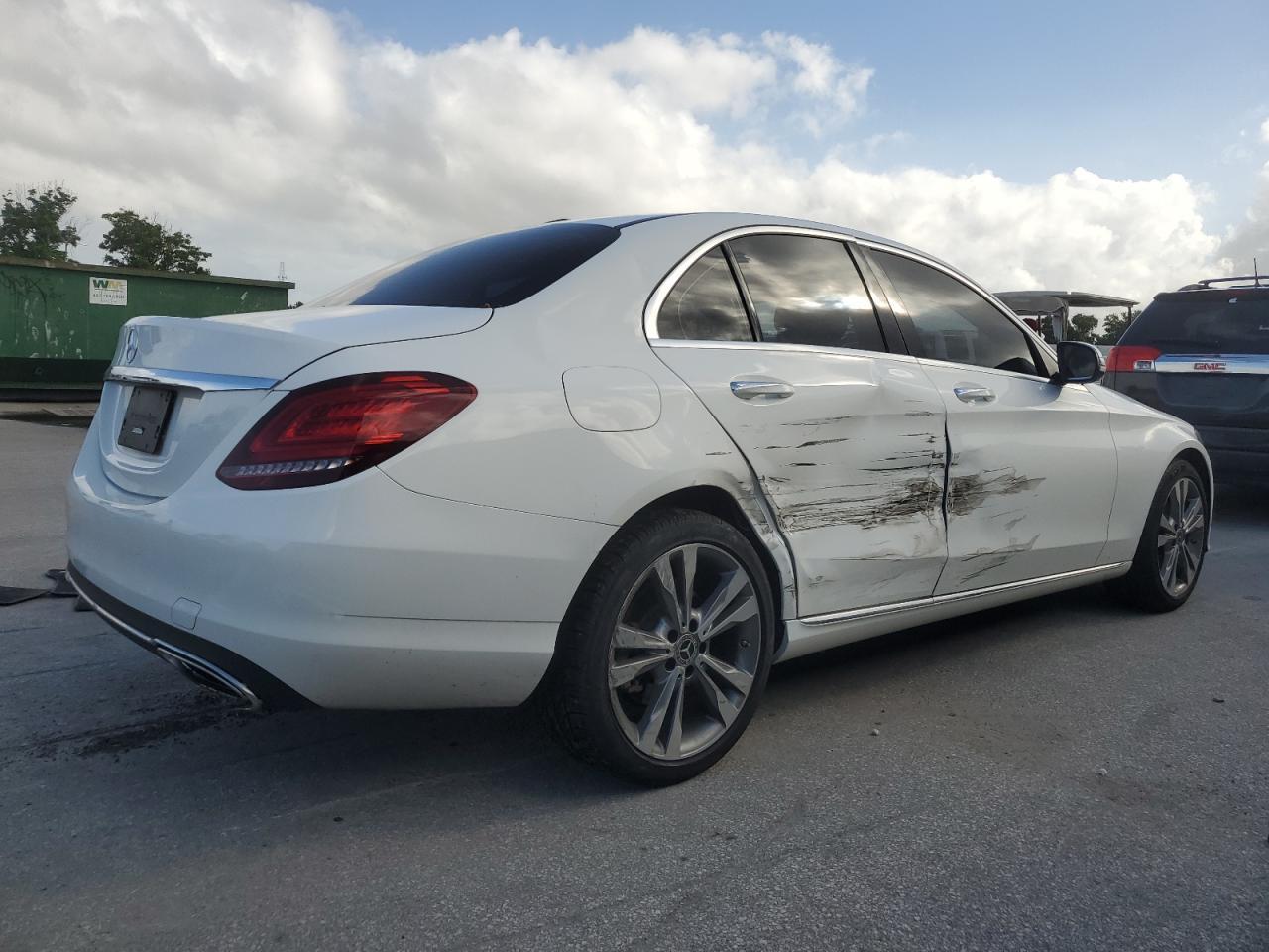 2019 Mercedes-Benz C 300 - Фото 3