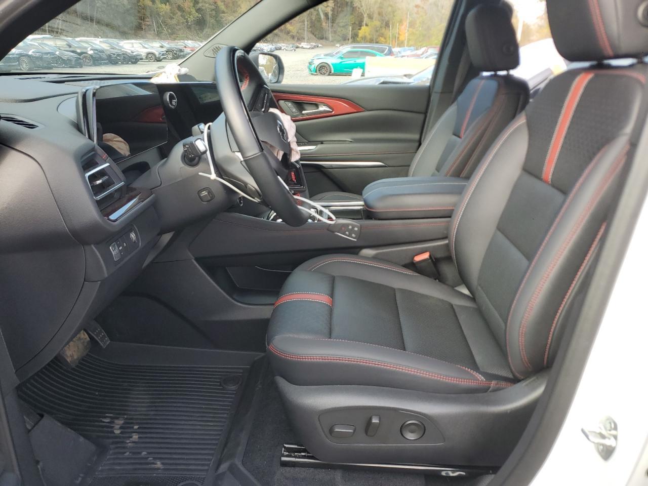 2025 Chevrolet Traverse Rs - Фото 7