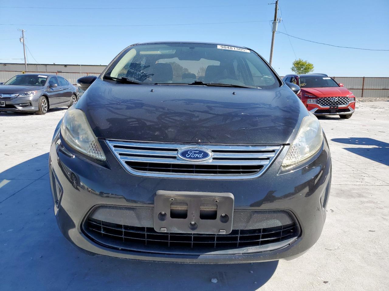 2013 Ford Fiesta Se - Image 5