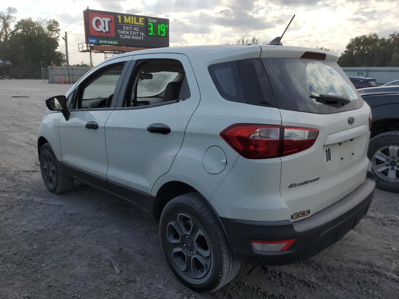 2022 Ford Ecosport S - Фото 2