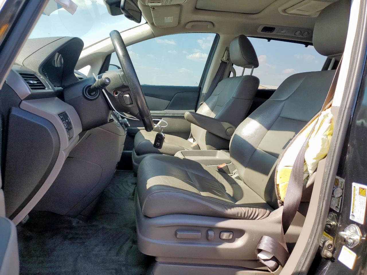 2015 Honda Odyssey Touring - Фото 7