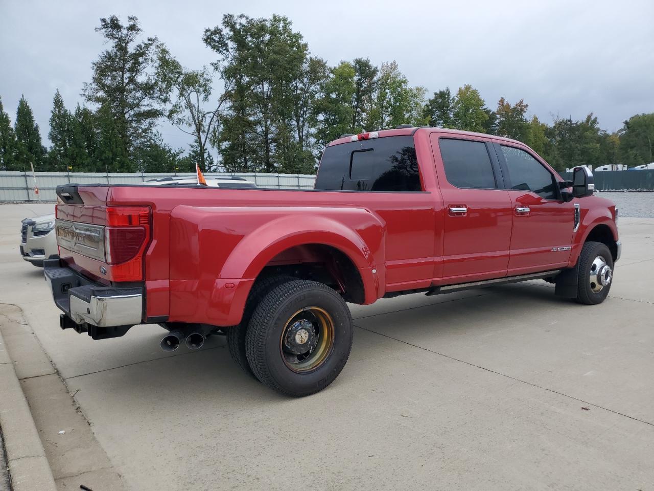 2020 Ford F350 Super Duty - Image 3