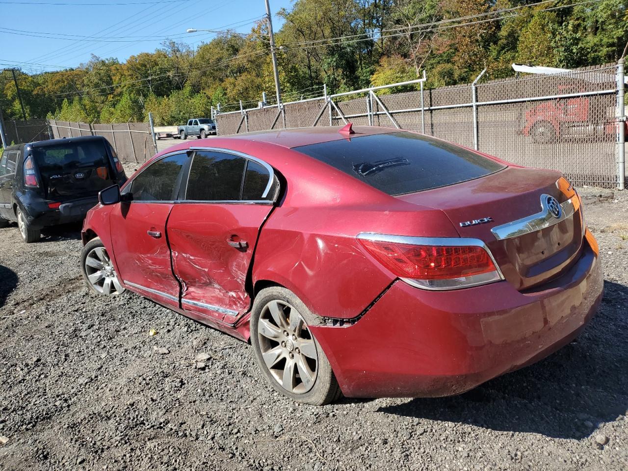 2010 Buick Lacrosse Cxl - Image 2