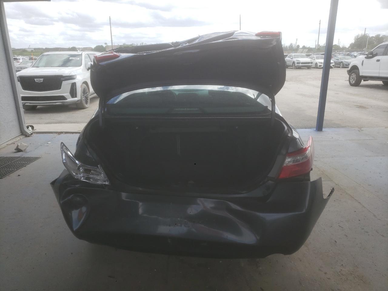 2009 Toyota Camry Base - Фото 6