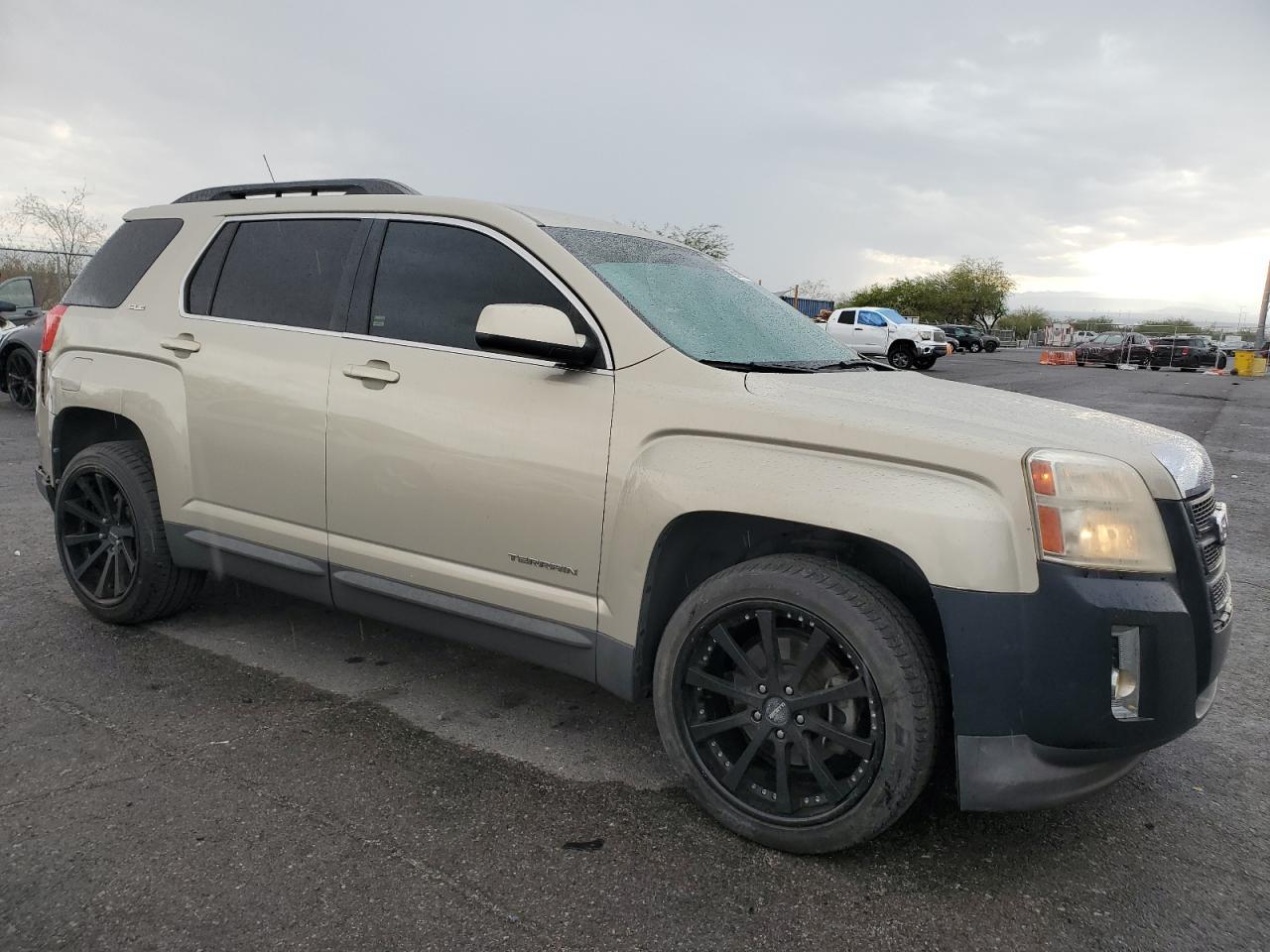 2010 GMC Terrain Sle - Фото 4