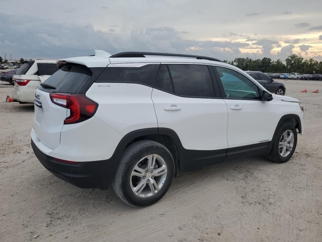 2024 GMC Terrain Sle - Фото 3