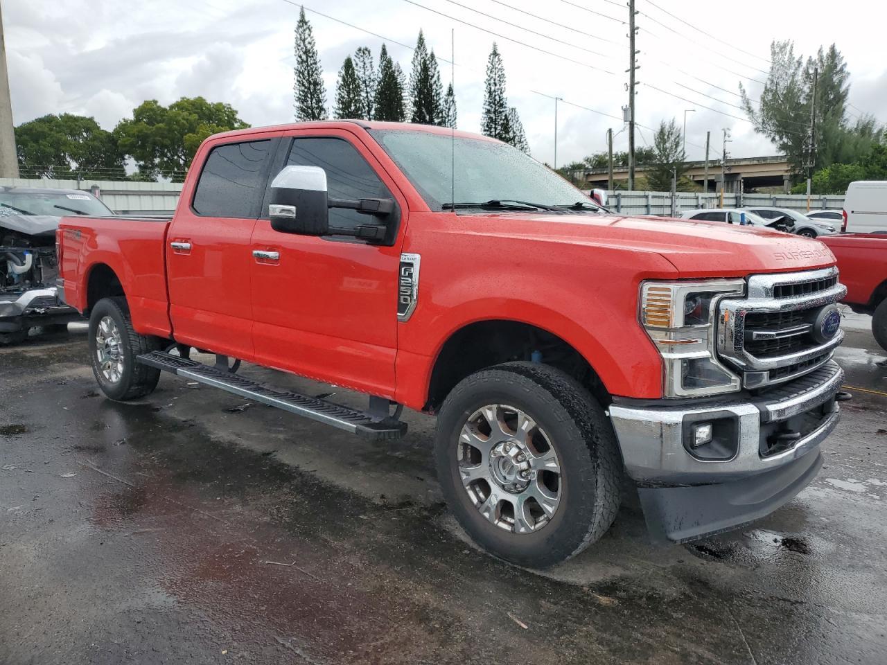 2021 Ford F250 Super Duty - Фото 4