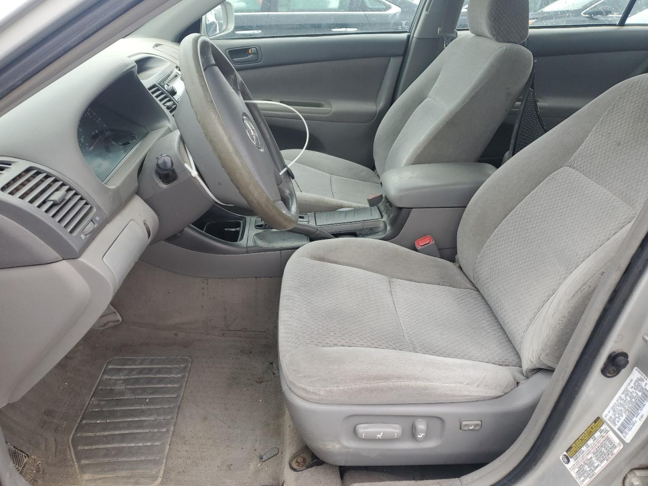 2004 Toyota Camry Le - Фото 7