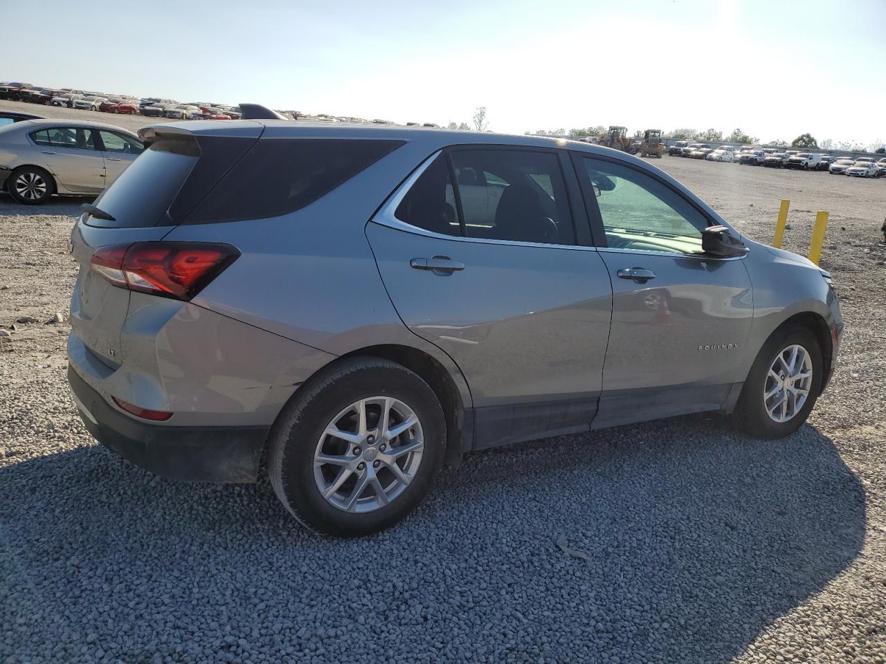 2024 Chevrolet Equinox Lt - Image 3