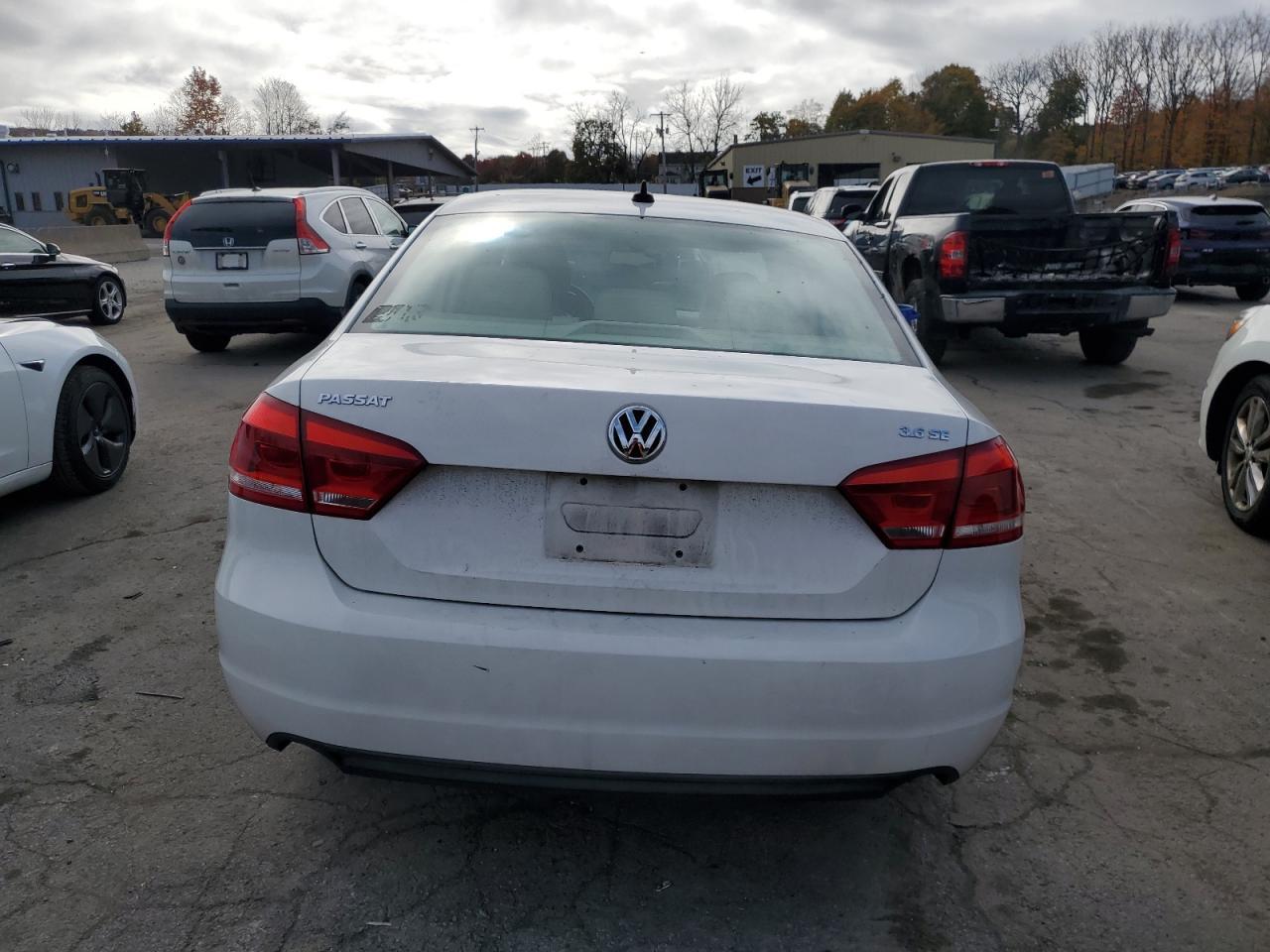2012 Volkswagen Passat Se - Фото 6