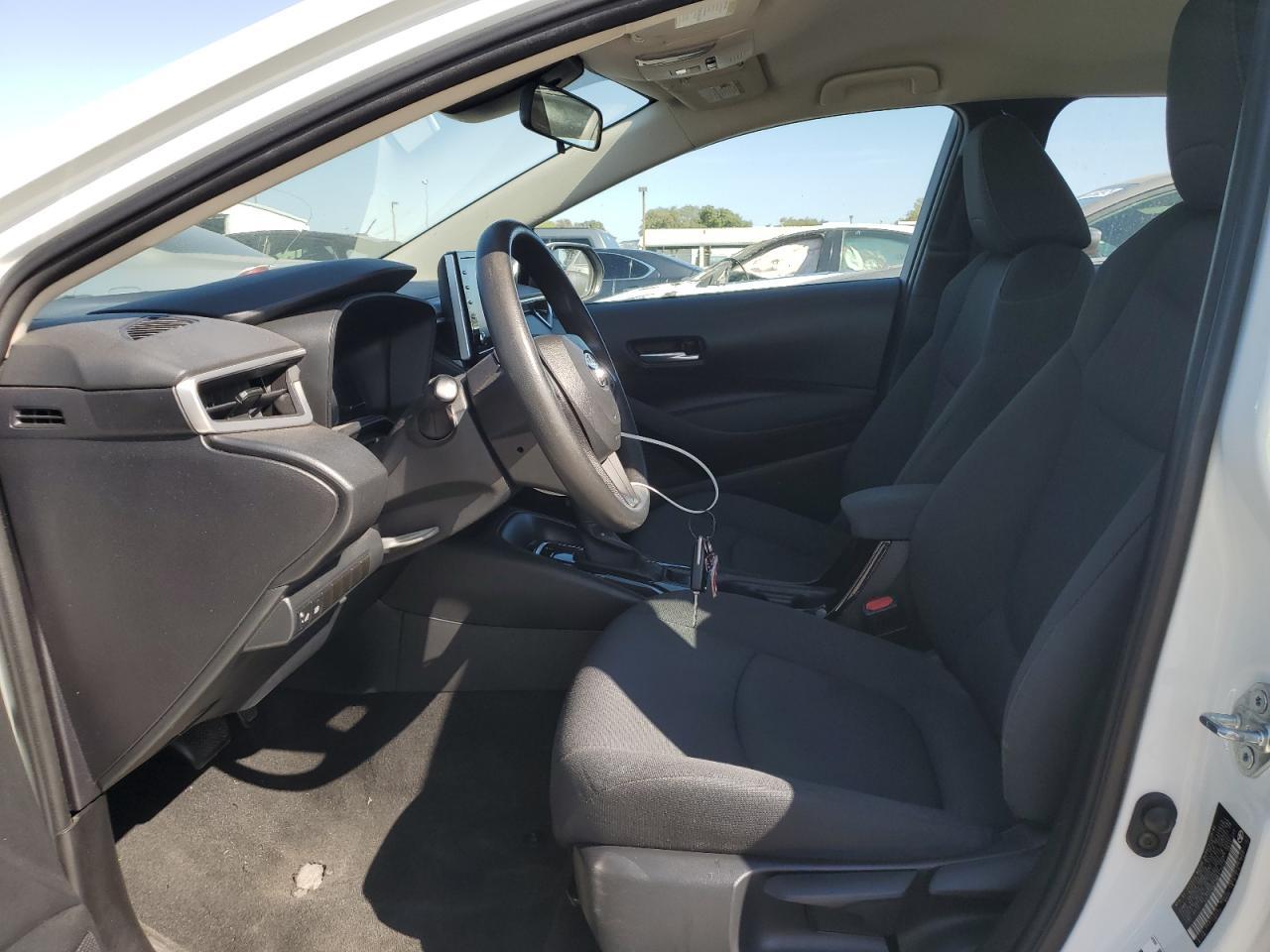 2021 Toyota Corolla Le - Фото 7