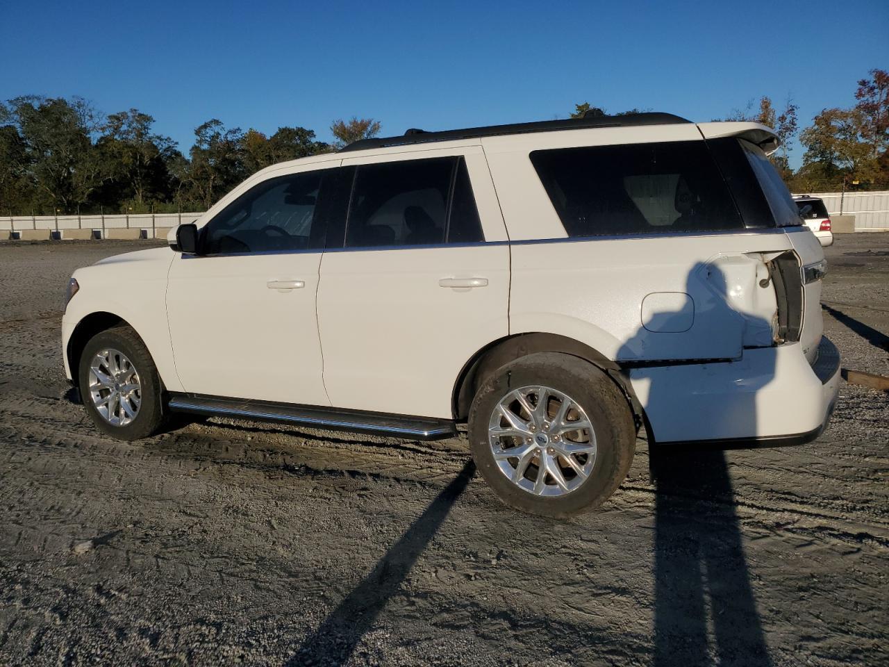 2021 Ford Expedition Xlt - Фото 2